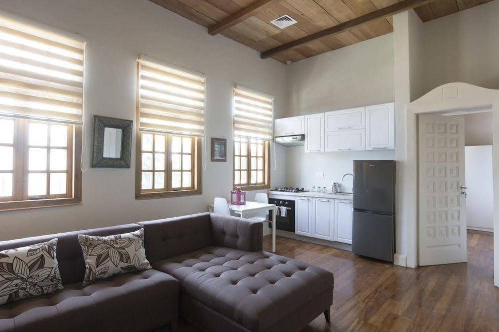 Olma Colonial Suites アクラ エクステリア 写真