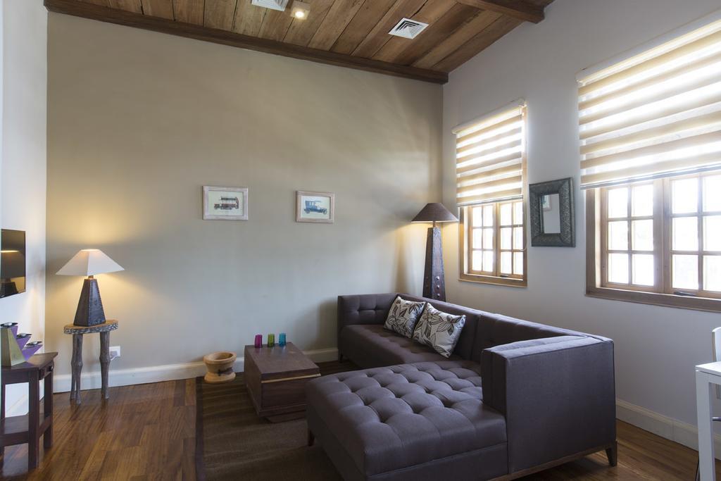 Olma Colonial Suites アクラ エクステリア 写真